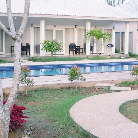 Lombok Holiday Hotel-3