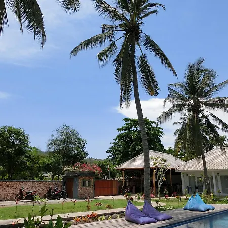 Lombok Holiday Hotel-2